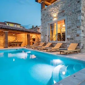 Aurelia - 4 Sterne Mit Privatem Pool&meerblick Kavran